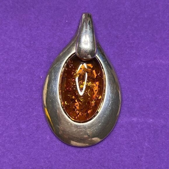 💛 Classic 925 Baltic Amber Pendant - Picture 1 of 5